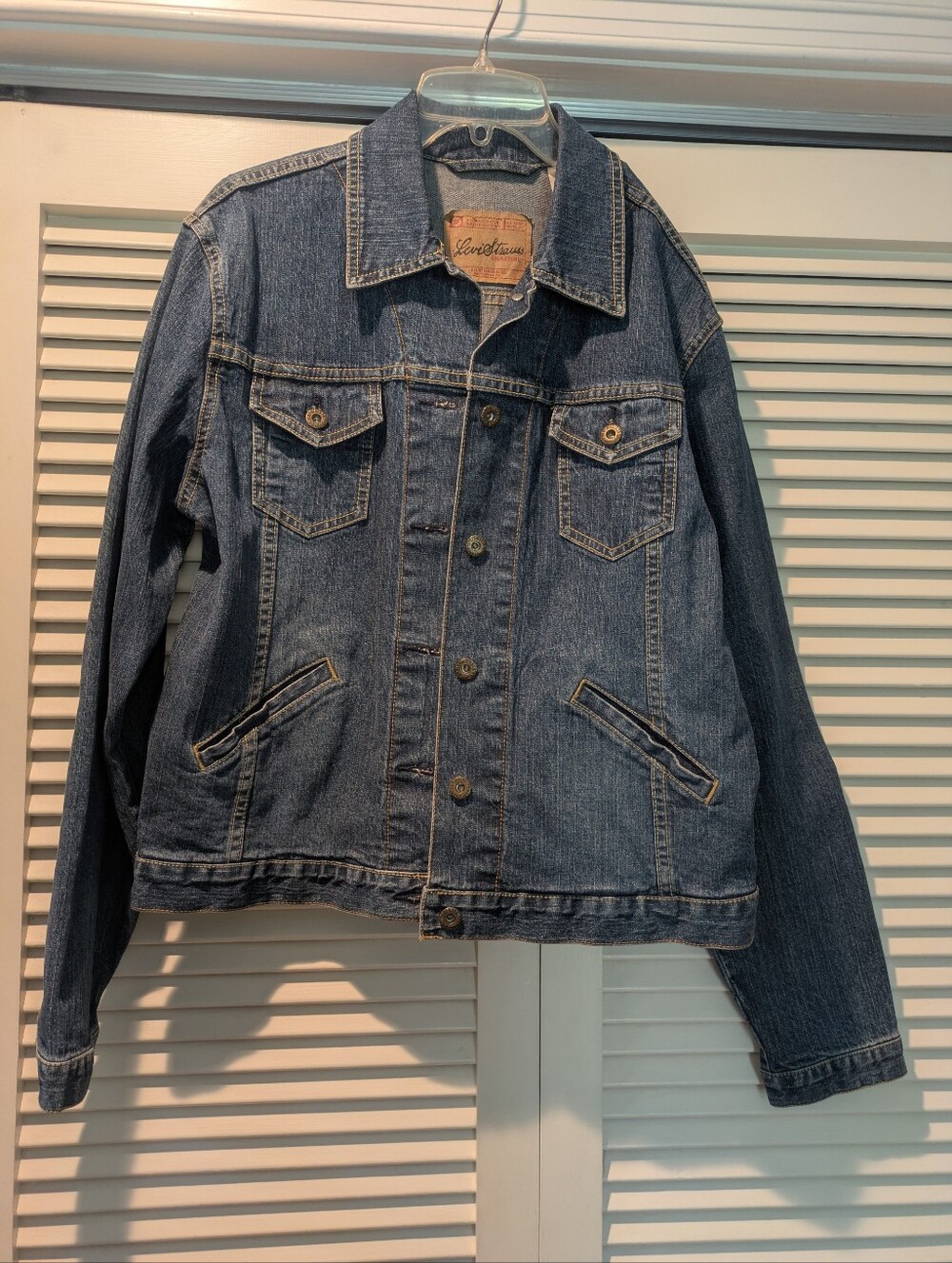 Levi's Levi Strauss Signature Denim Jacket  Like New